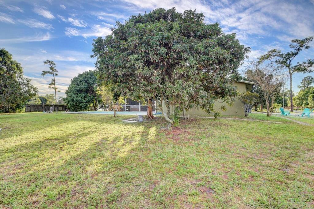 Ananda Farmhouse And Retreat. Lake Worth Beach Exterior foto