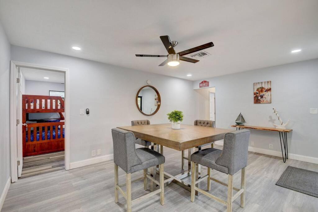 Ananda Farmhouse And Retreat. Lake Worth Beach Exterior foto